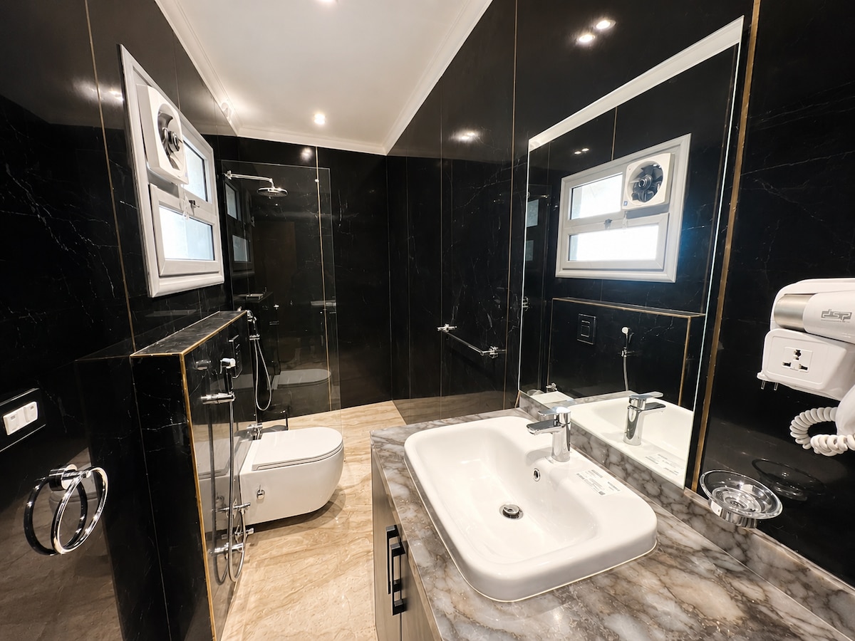 Smart Modern Studio in Garden City - Tuwa 4