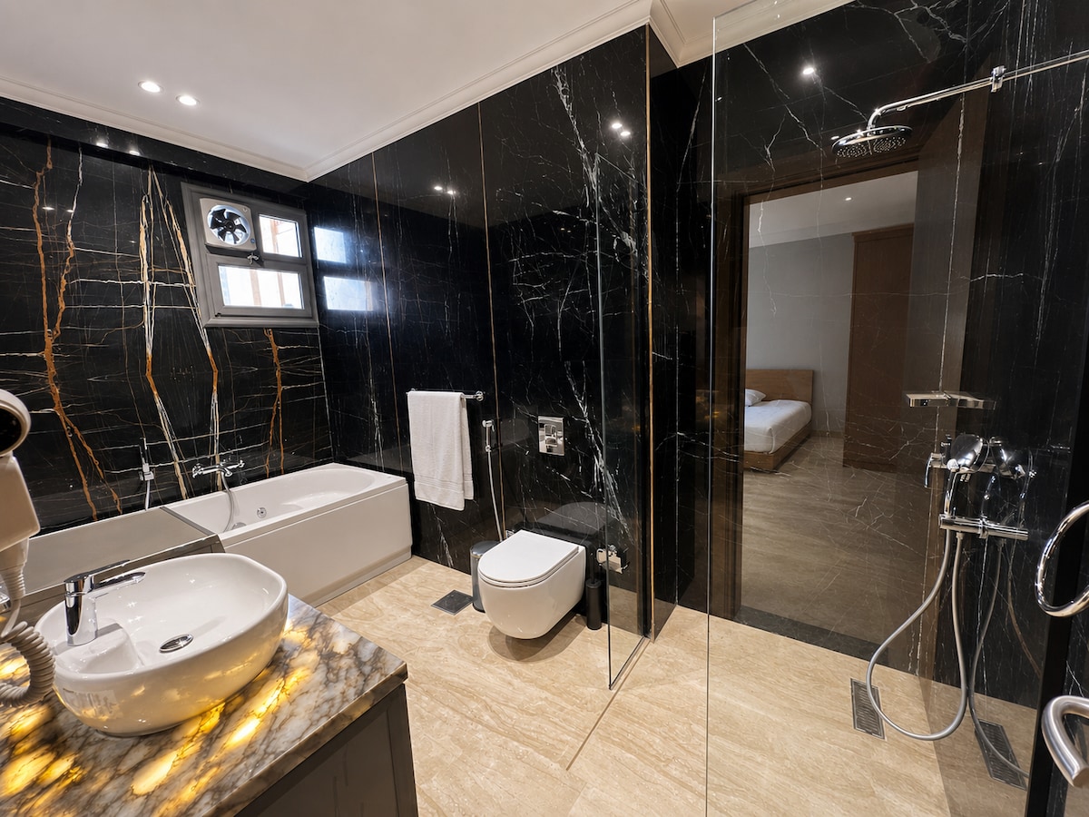 The Contemporary Stay in Garden City - tuwa 7